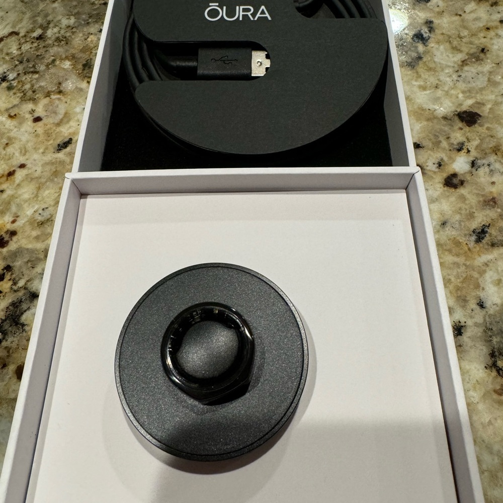 Oura Ring Black Heritage